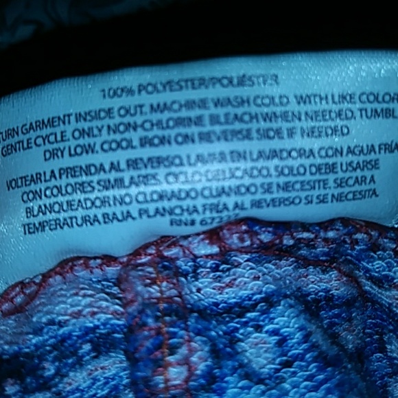 Shorts - Picture 3 of 3